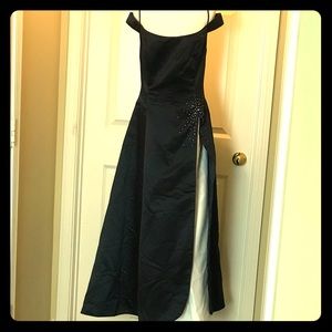 Scott McClintock_Off The Shoulder Gown_Size12